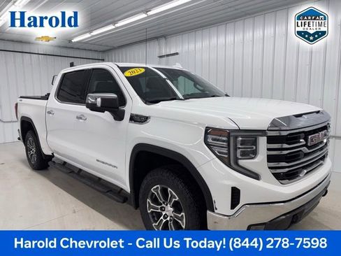 Used 2023 GMC Sierra 1500 SLT image 1