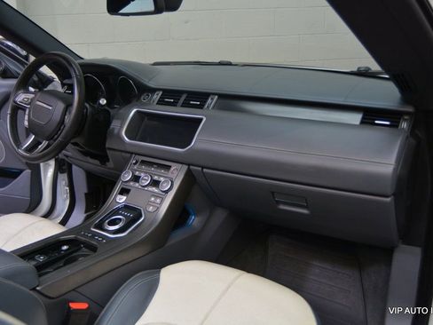 Used 2019 Land Rover Range Rover Evoque HSE Dynamic AWD/4WD image 16