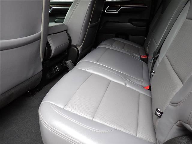 Used 2023 GMC Sierra 1500 SLE w/ Preferred Package AWD/4WD image 8