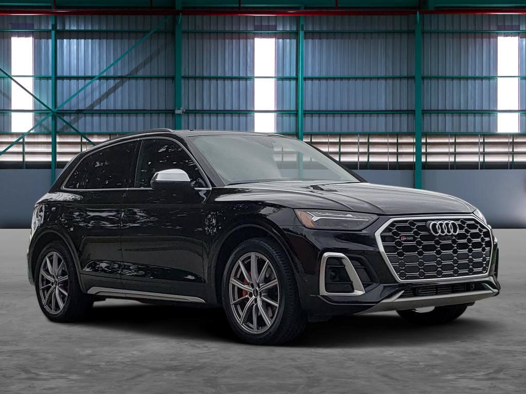 Used 2023 Audi SQ5 Prestige w/ Prestige Package AWD/4WD image 6