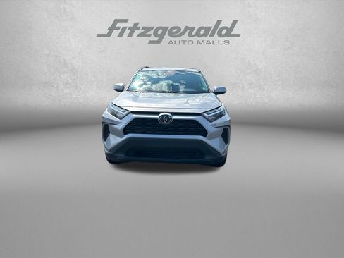 Used 2023 Toyota RAV4 XLE AWD/4WD image 2