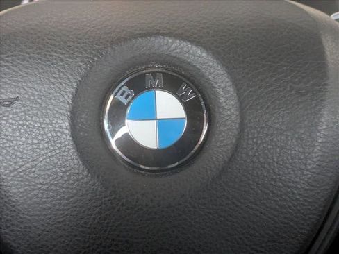 Used 2015 BMW 740Li image 13
