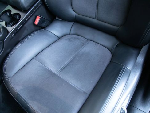 Used 2018 Porsche Macan Sport Edition image 32