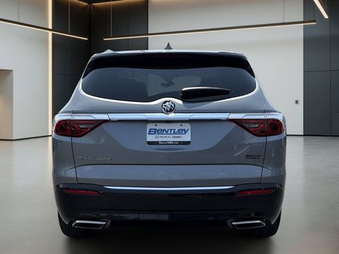 Used 2023 Buick Enclave Essence w/ Experience Buick Package FWD image 5