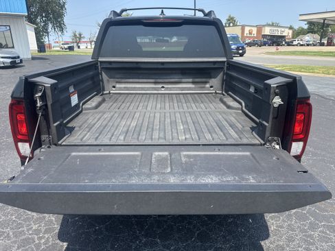 Used 2019 Honda Ridgeline Sport image 9