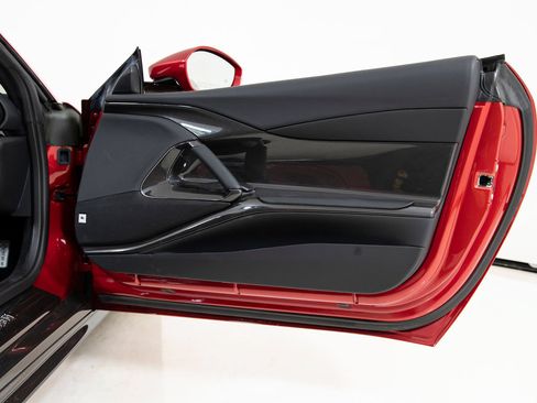 Certified 2022 Ferrari 812 GTS RWD image 23