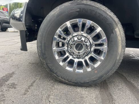 Used 2022 Ford F250 XLT w/ XLT Premium Package AWD/4WD image 13