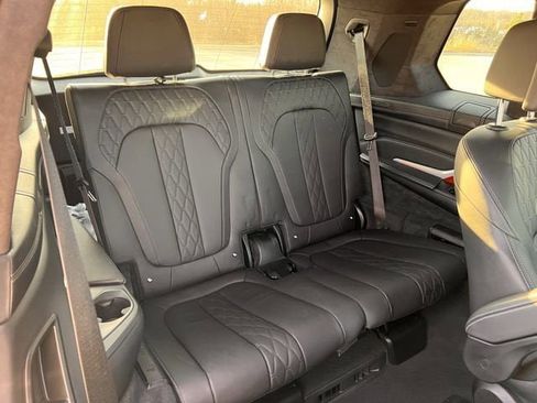 Used 2021 BMW ALPINA XB7 image 32