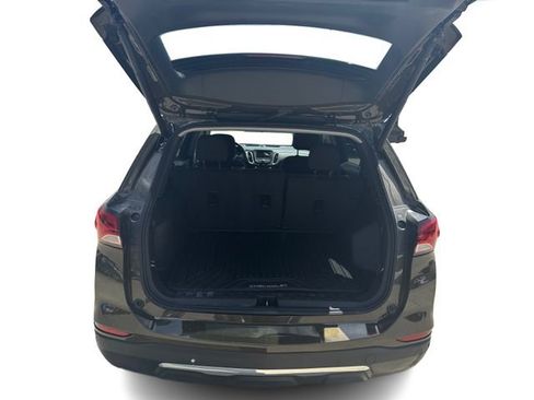 Used 2023 Chevrolet Equinox LT FWD image 12