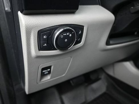 Used 2018 Ford F150 XL w/ Equipment Group 101A Mid RWD image 19