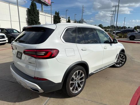 Used 2021 BMW X5 xDrive40i w/ Premium Package AWD/4WD image 2