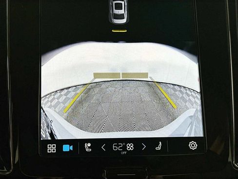 Used 2025 Volvo S60 B5 Core image 16