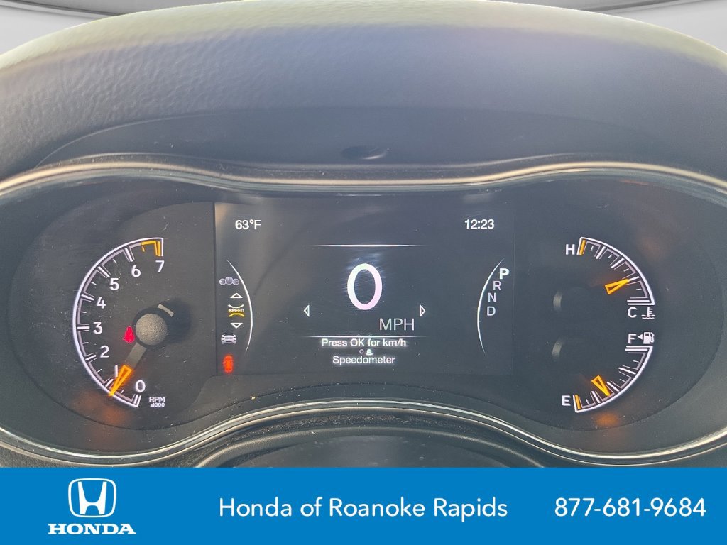 Used 2020 Jeep Grand Cherokee Laredo w/ Laredo X Package RWD image 14