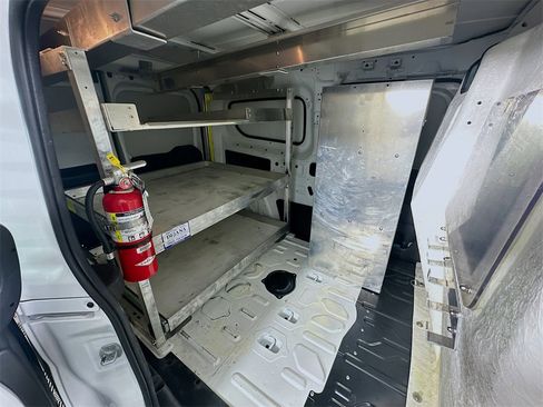 Used 2021 RAM ProMaster City Tradesman w/ Window Group 09 image 13