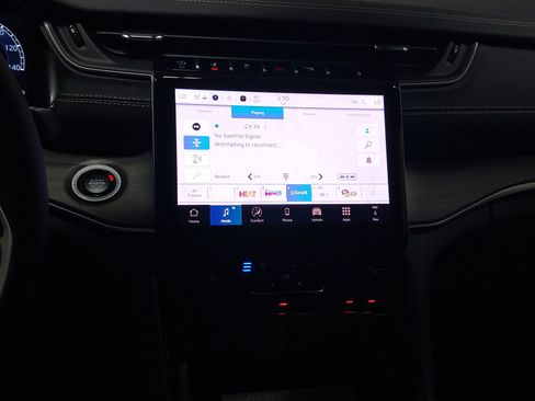 New 2025 Jeep Grand Cherokee L Limited w/ Luxury Tech Group II image 20