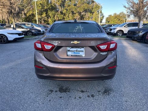 Used 2019 Chevrolet Cruze LS image 5