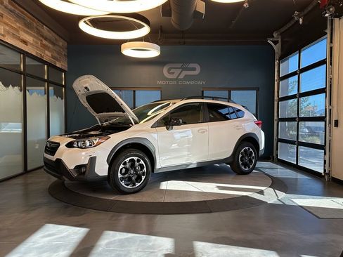 Used 2023 Subaru Crosstrek 2.0i Premium AWD/4WD image 25