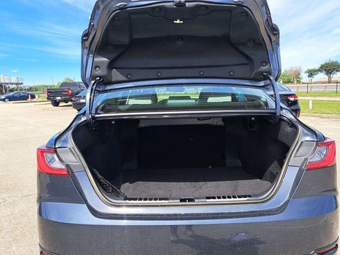 Used 2026 Toyota Camry XLE FWD image 23