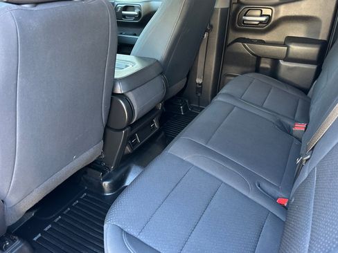 Certified 2022 GMC Sierra 1500 Pro w/ Pro Value Package image 14