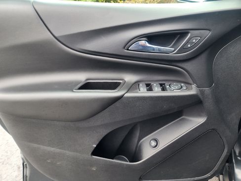 Used 2020 Chevrolet Equinox LT image 24