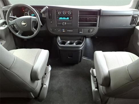 Used 2018 Chevrolet Express 3500 LT w/ LT Preferred Equipment Group image 19