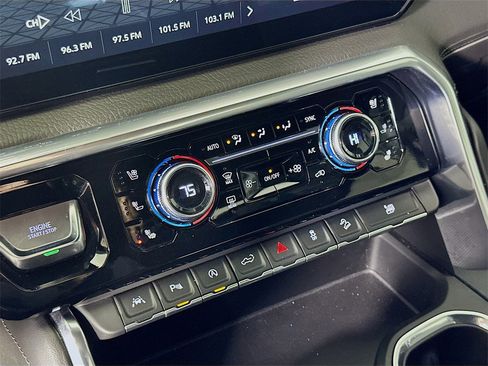 Used 2022 GMC Sierra 1500 Denali image 27