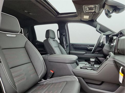 New 2025 GMC Sierra 1500 AT4X image 19