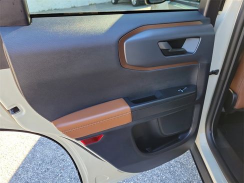 Used 2024 Ford Bronco Sport Outer Banks image 17