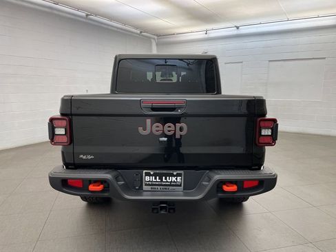 New 2026 Jeep Gladiator Mojave image 4