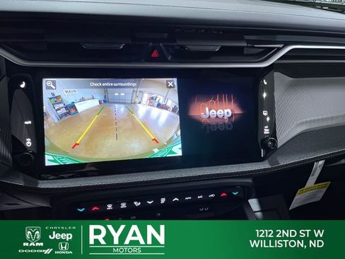 New 2026 Jeep Cherokee Laredo AWD/4WD image 33