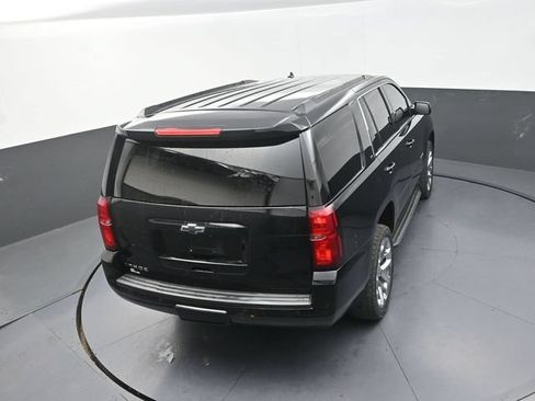 Used 2017 Chevrolet Tahoe LT w/ Luxury Package AWD/4WD image 18