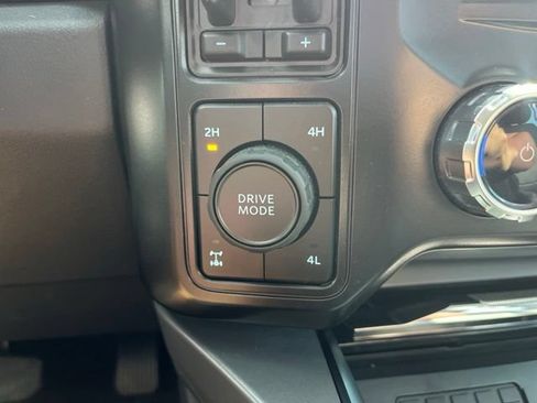 Used 2026 Ford F250 Lariat w/ Lariat Premium Package AWD/4WD image 16