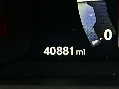 Certified 2024 Toyota Tacoma SR5 image 16