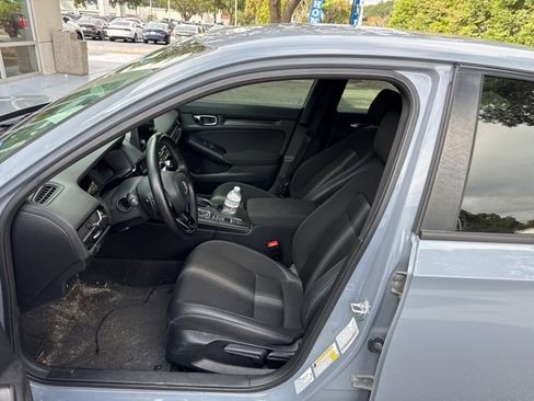 Used 2024 Honda Civic Sport image 4