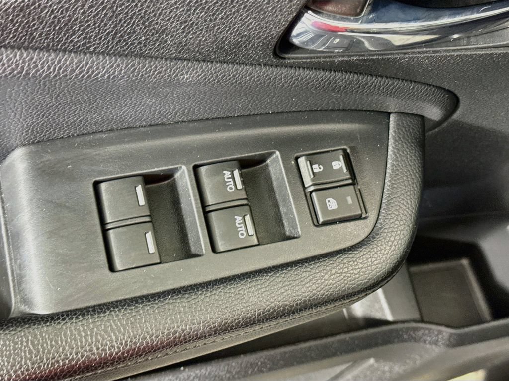 Used 2021 Honda Passport EX-L image 17