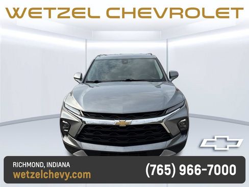 Used 2023 Chevrolet Blazer LT w/ Convenience Package FWD image 3