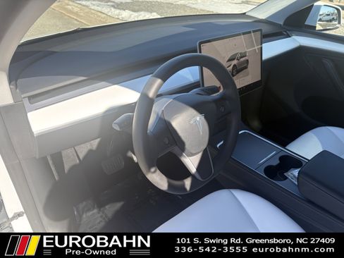Used 2023 Tesla Model Y Long Range image 8