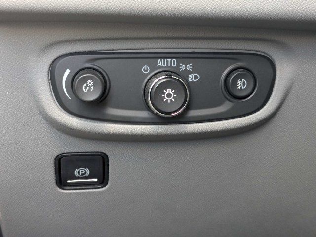 Used 2020 GMC Terrain SLT w/ Preferred Package FWD image 24