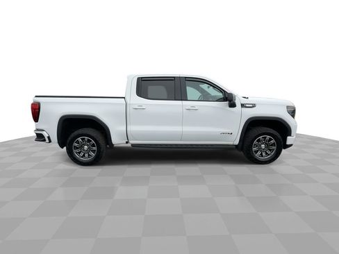 Certified 2024 GMC Sierra 1500 AT4 w/ Technology Package AWD/4WD image 9