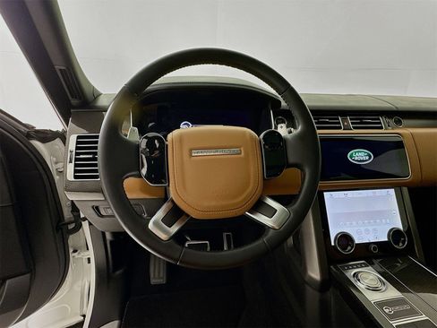 Used 2021 Land Rover Range Rover SV Autobiography Dynamic image 12