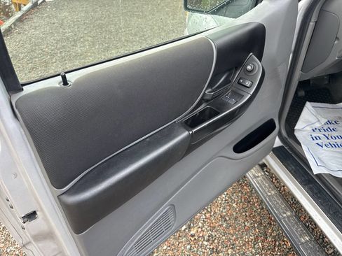 Used 2011 Ford Ranger Sport image 16