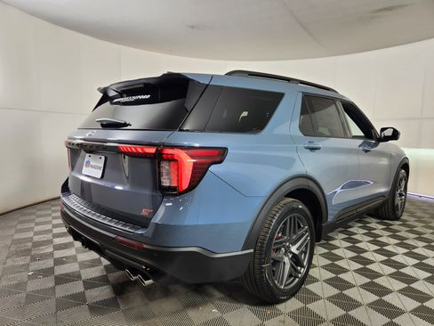 New 2026 Ford Explorer ST w/ Sun And Sound Package image 7