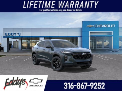 New 2026 Chevrolet Trax LT w/ Driver Confidence Package FWD image 1