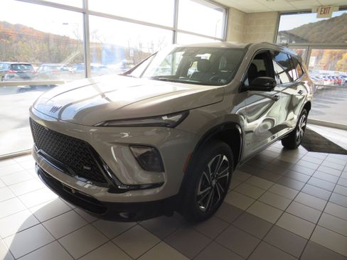 New 2026 Buick Enclave Sport Touring w/ Power Package image 3