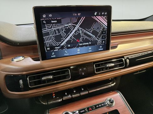 Used 2021 Lincoln Aviator Reserve w/ Elements Package Plus RWD image 18