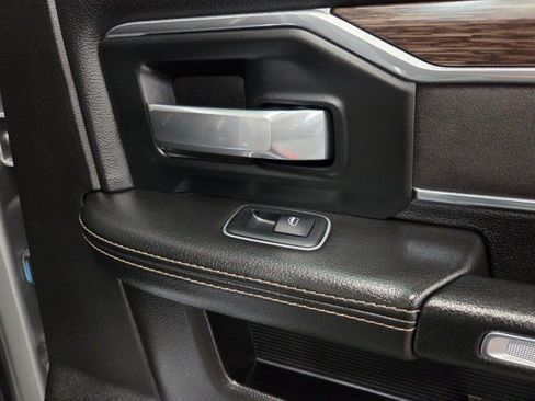Used 2019 RAM 2500 Laramie AWD/4WD image 36