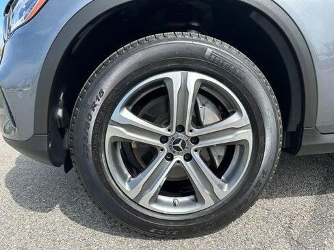 Certified 2022 Mercedes-Benz GLC 300 4MATIC image 9