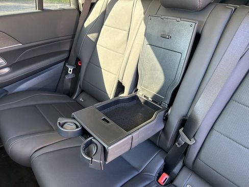 New 2026 Mercedes-Benz GLS 450 4MATIC image 19