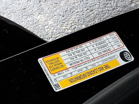 Used 2024 Chevrolet Blazer LT w/ Convenience Package image 35