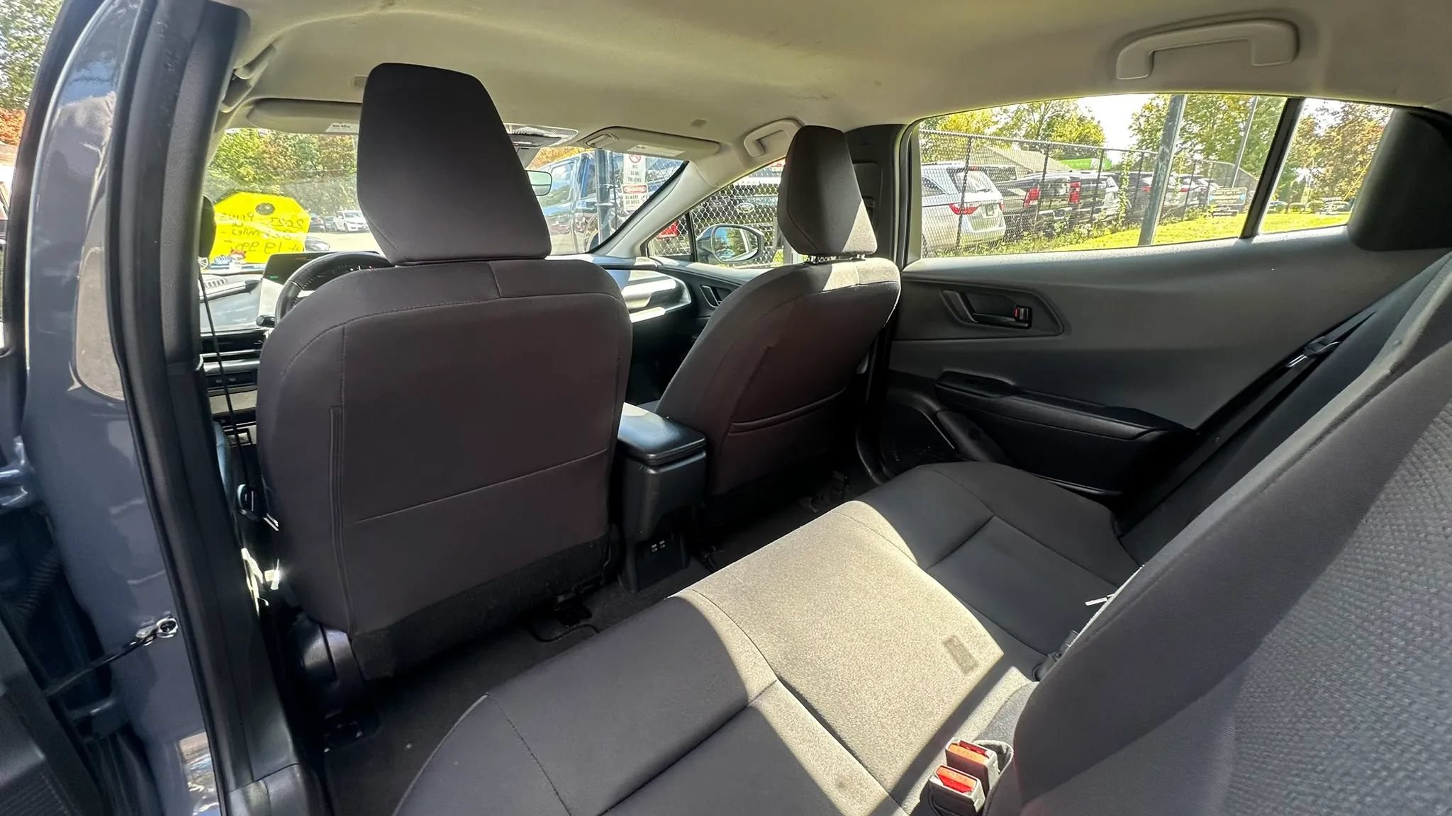 Used 2023 Toyota Prius LE FWD image 23